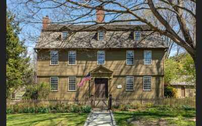 Jabez Bacon House, 30 Hollow Road, Woodbury (1760)